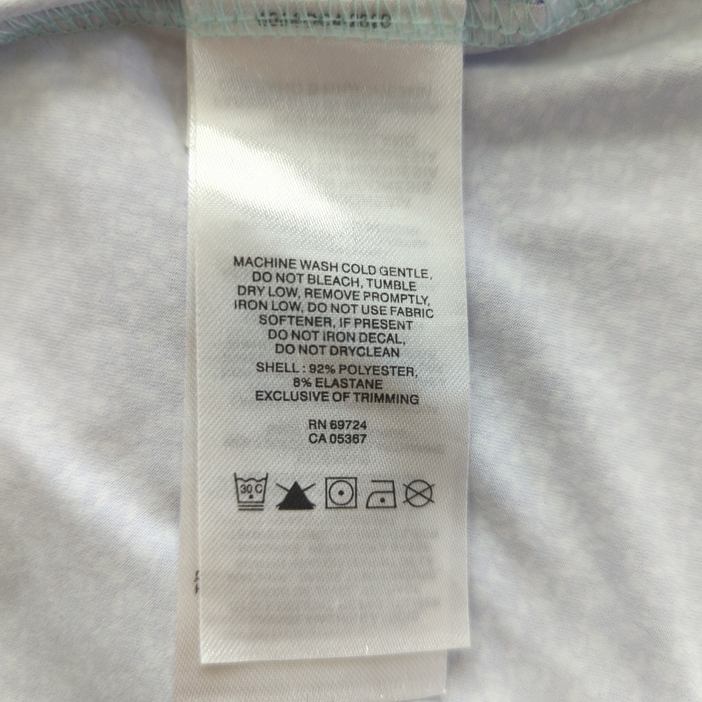 Columbia PFG Blue & White Geometric Omni-Freeze Advanced Cooling Dress Size M - Picture 8 of 8